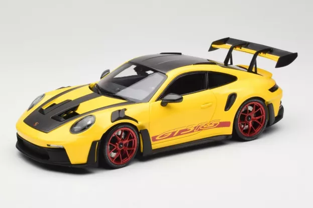 Minichamps Porsche 911 992 Gt3 Rs Coupe Weissach Package 2024 Red Wheels 1:18 110062025